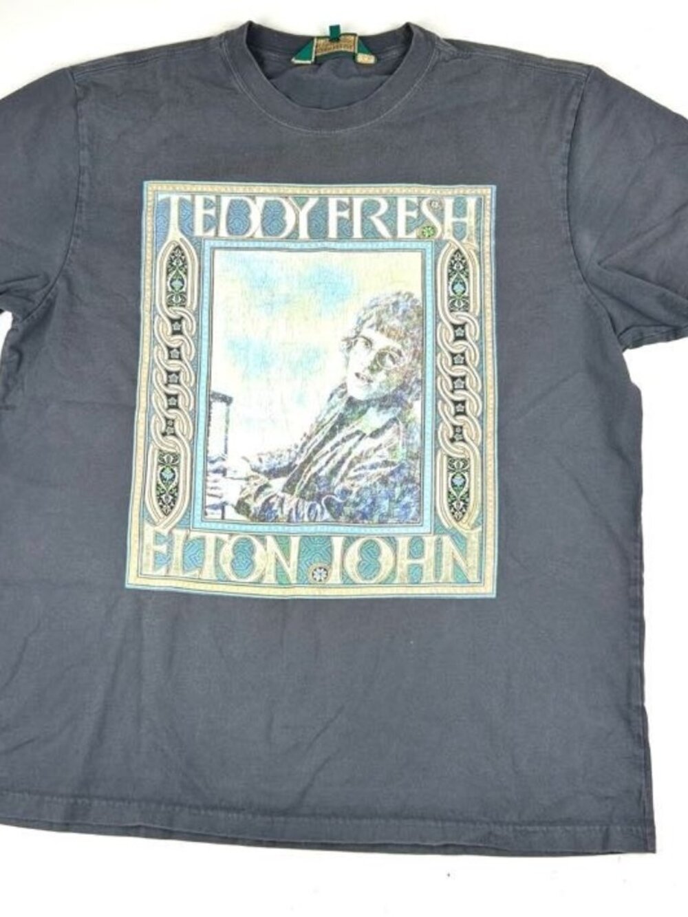 Teddy Fresh Graphic T-Shirt Mens L Gray 100% Cotton